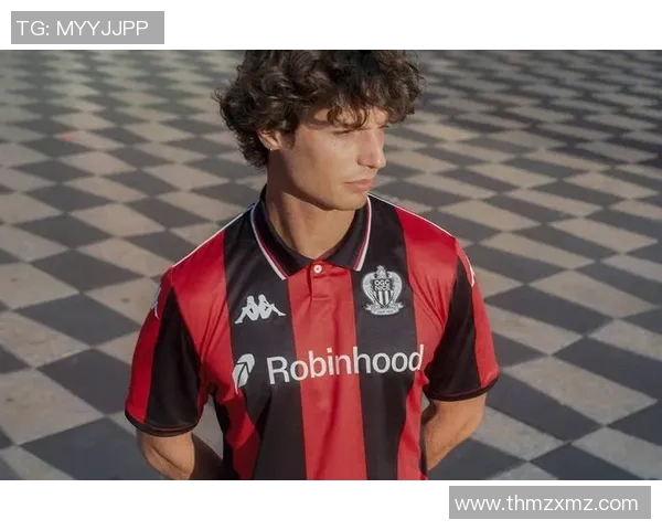 足球球衣与球星卡收藏价值探讨及潮流文化发展趋势